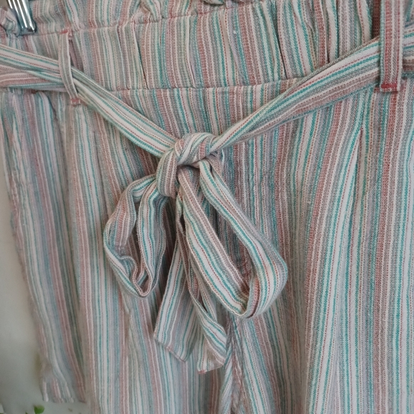 AE High Waisted Paperbag Soft Shorts - Picture 3 of 7